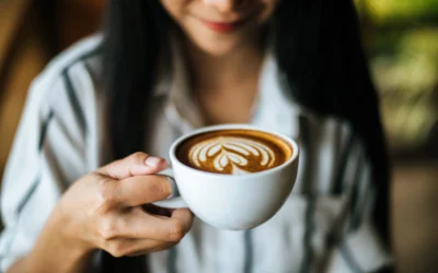 Los 6 alimentos que más tiñen los dientes