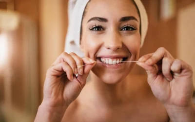 Cómo usar correctamente el hilo o seda dental